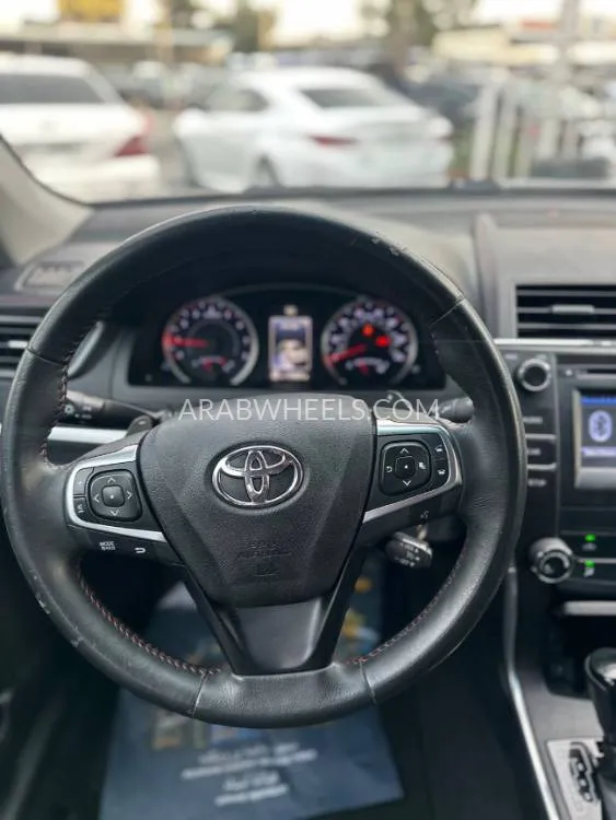 Toyota Camry 2016 for Sale in Ajman Image-2