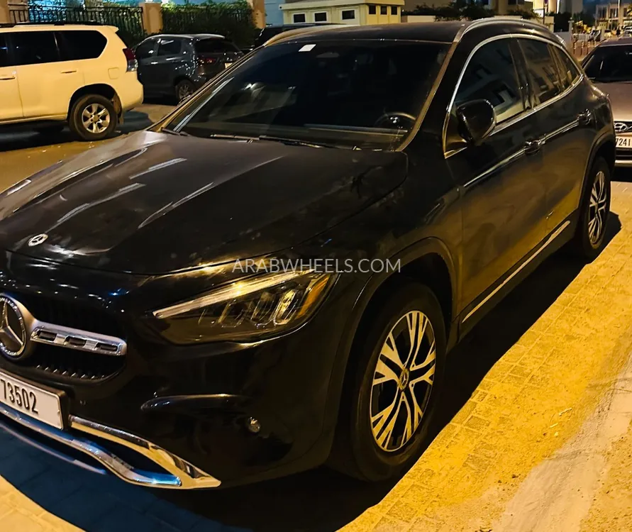 Mercedes Benz GLA 2025 for Sale in Dubai Image-3