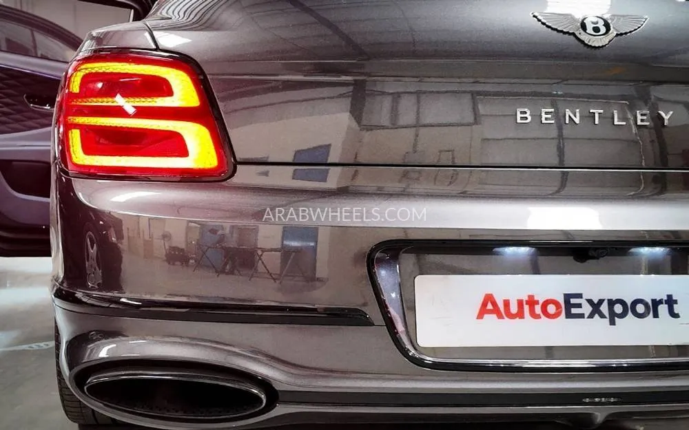 Bentley Flying Spur 2020 for Sale in Dubai Image-6