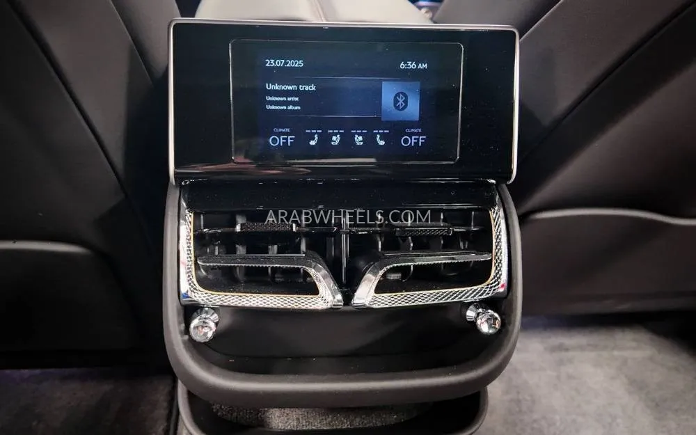 Bentley Flying Spur 2020 for Sale in Dubai Image-11