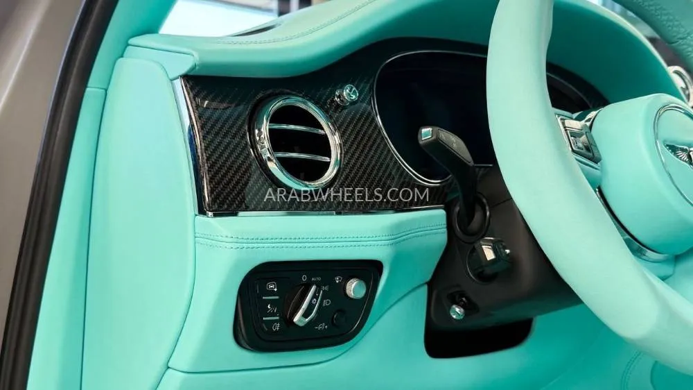 Bentley Bentayga 2022 for Sale in Dubai Image-7