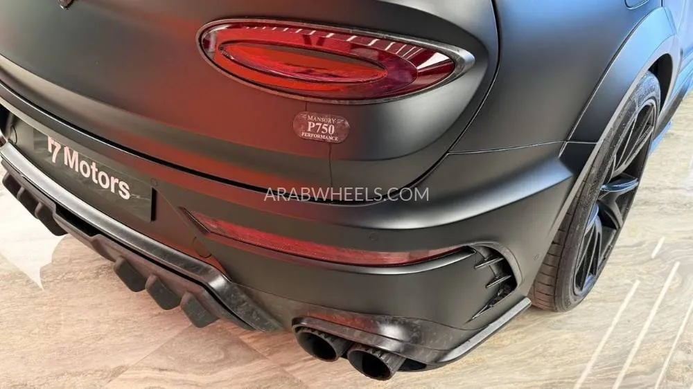 Bentley Bentayga 2022 for Sale in Dubai Image-23