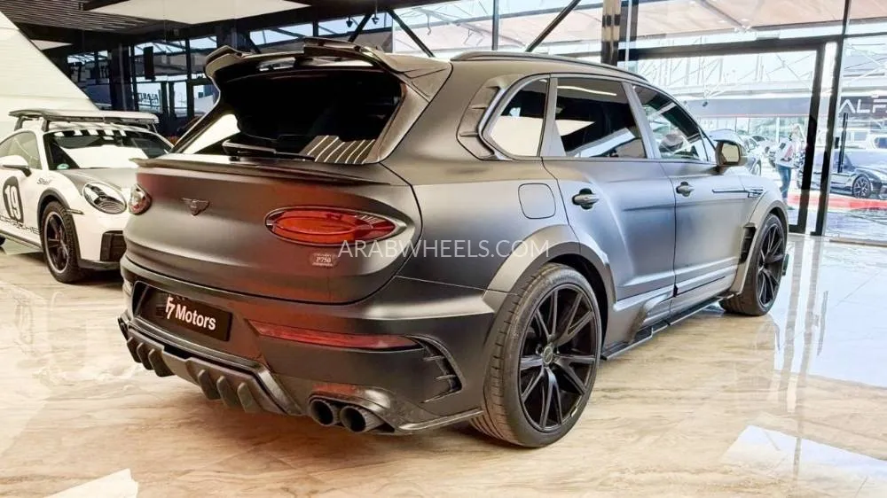 Bentley Bentayga 2022 for Sale in Dubai Image-24