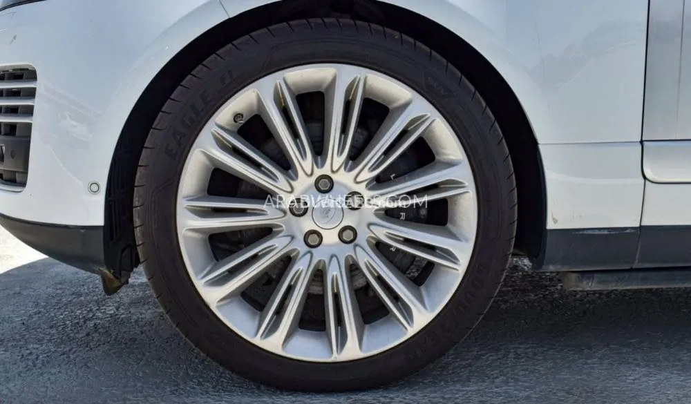 Land Rover Range Rover 2020 for Sale in Dubai Image-16