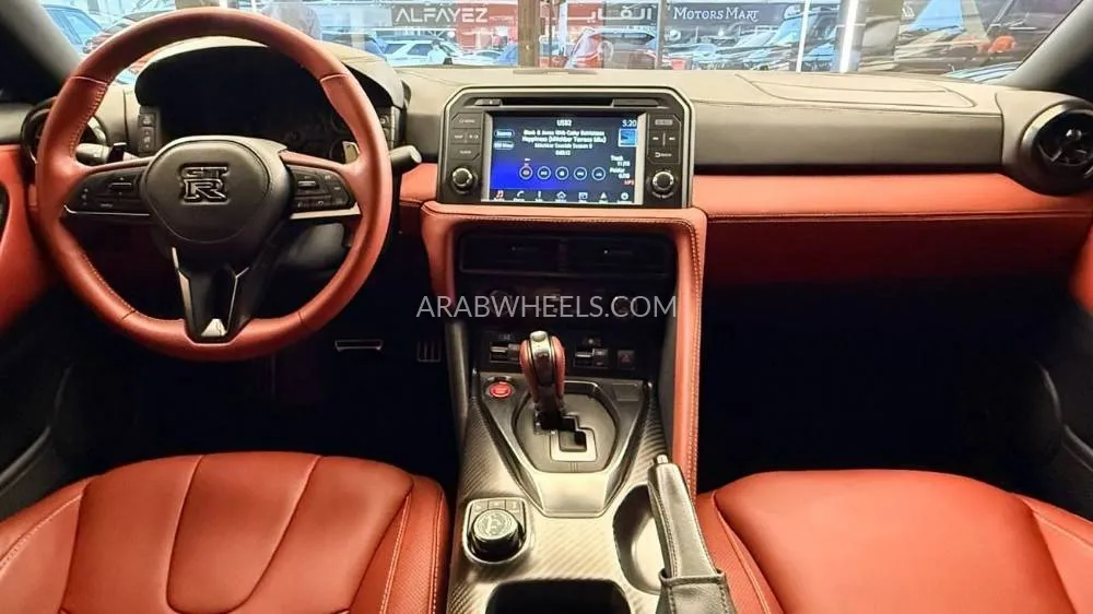 نيسان GT-R 2019 for Sale in دبي Image-5