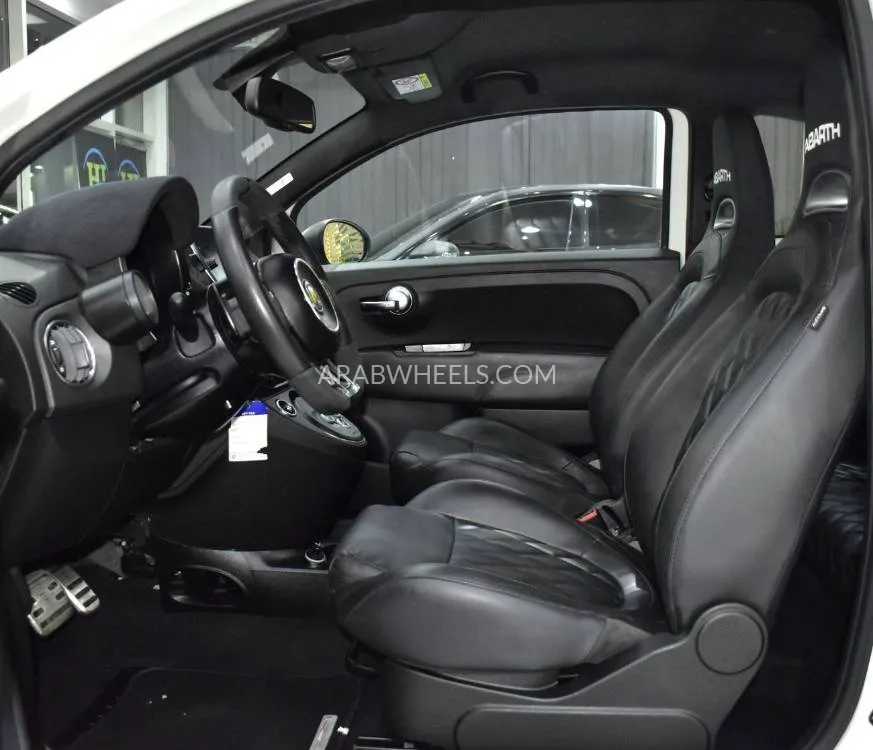 Abarth 595 2022 for Sale in Dubai Image-10