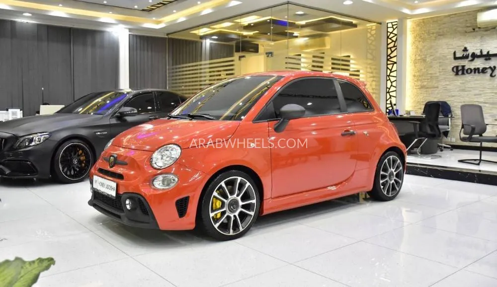 Abarth 695 2023 for Sale in Dubai Image-3
