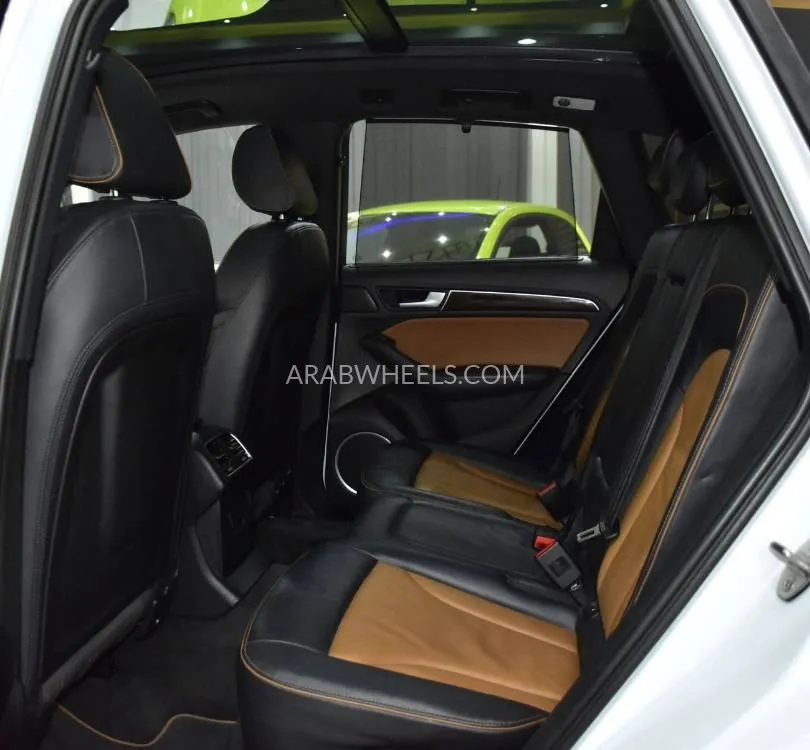 Audi Q5 2016 for Sale in Dubai Image-17