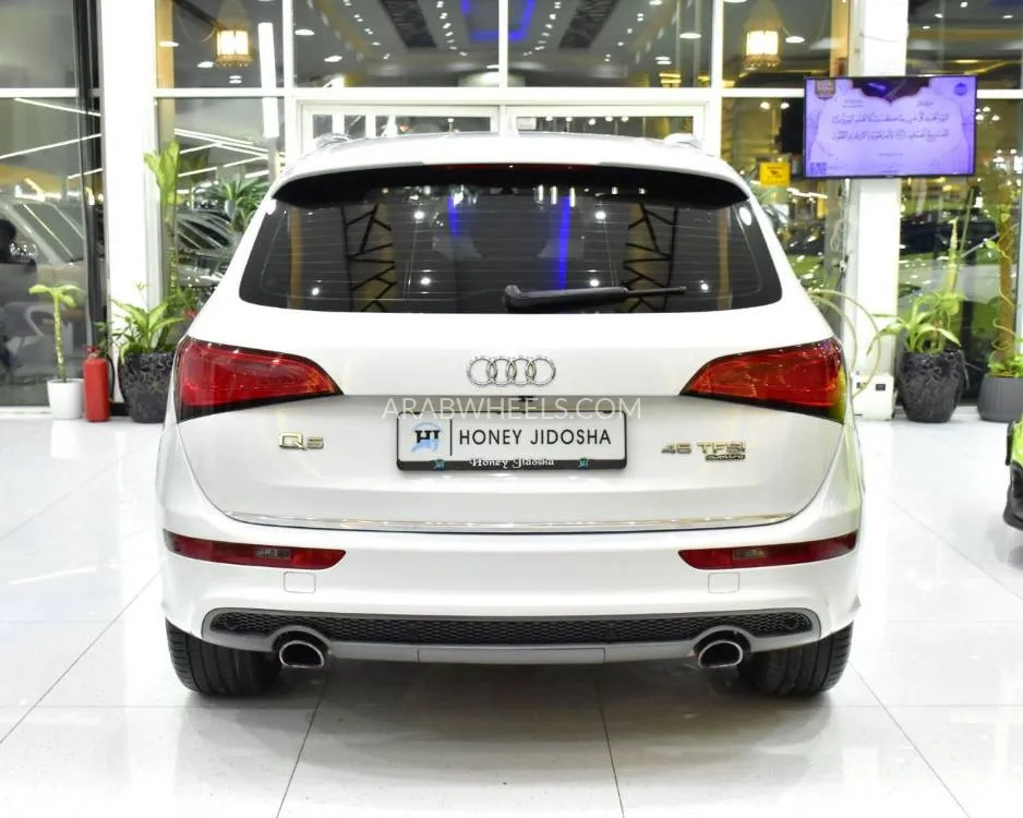 Audi Q5 2016 for Sale in Dubai Image-5