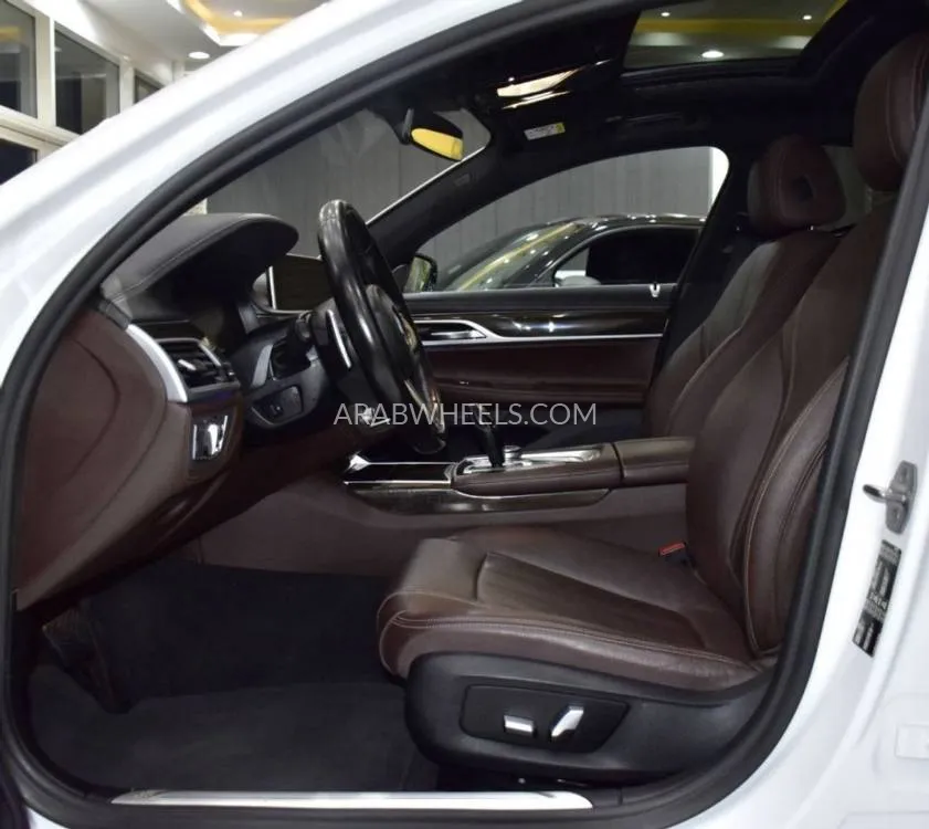 BMW 7 series 2022 for Sale in Dubai Image-10
