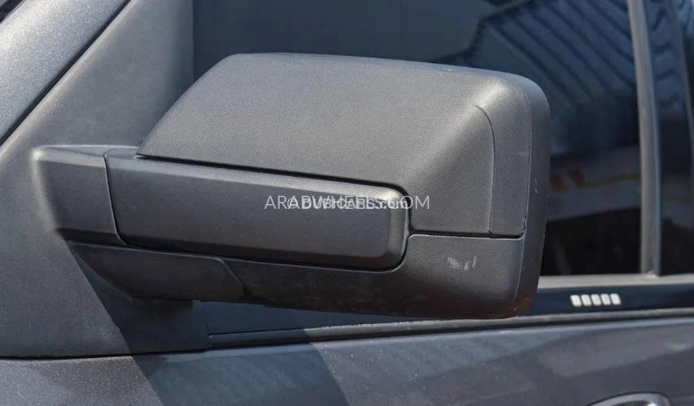 Ford Expedition 2011 for Sale in Dubai Image-8