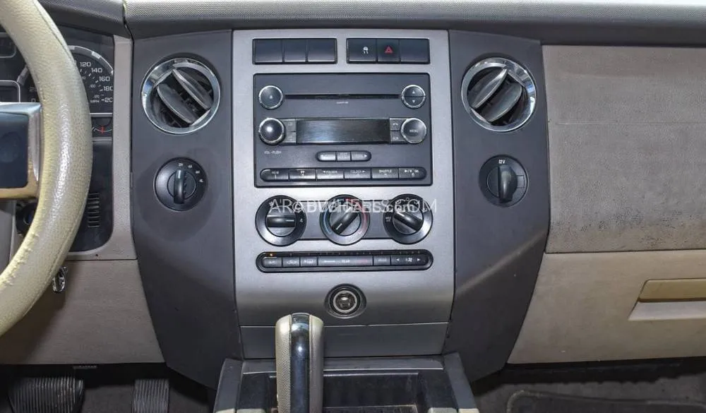 Ford Expedition 2011 for Sale in Dubai Image-12