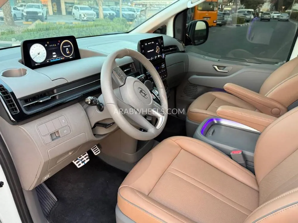 هيونداي ستاريا 2024 for Sale in دبي Image-14