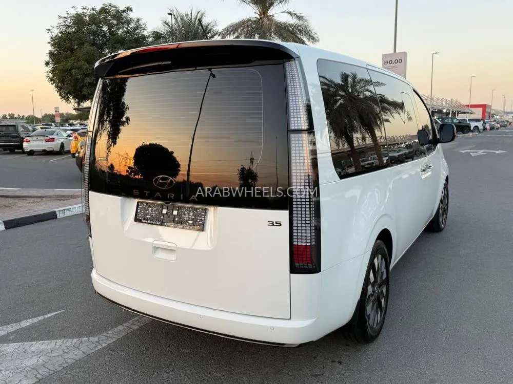 هيونداي ستاريا 2024 for Sale in دبي Image-19