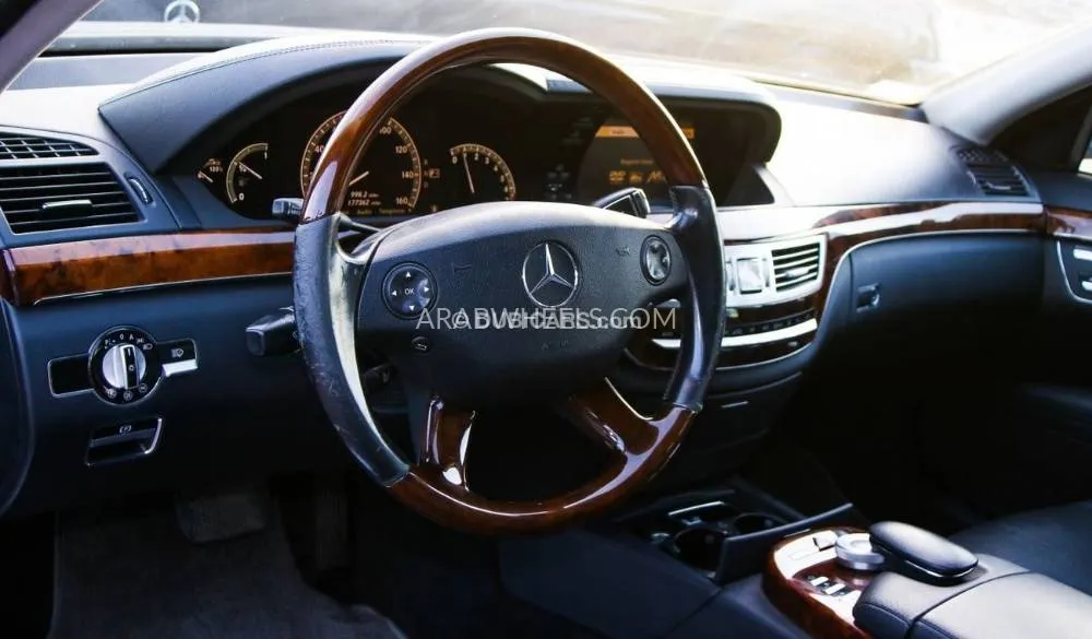Mercedes Benz CLS Class 2007 for Sale in Dubai Image-4