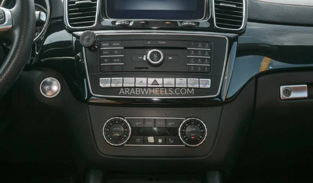 Mercedes Benz GLC Class 2017 for Sale in Dubai Image-6