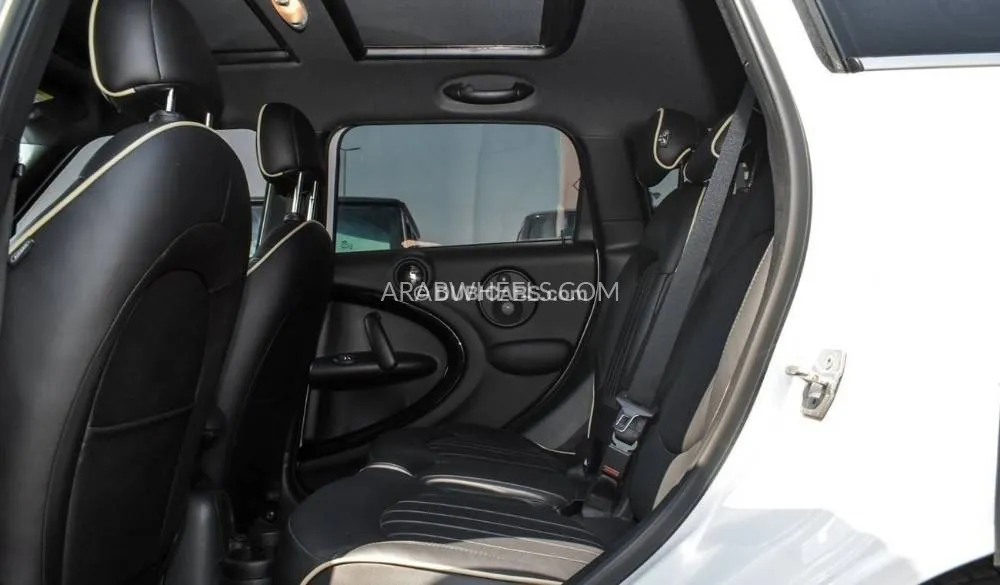 Mini Countryman 2016 for Sale in Dubai Image-6