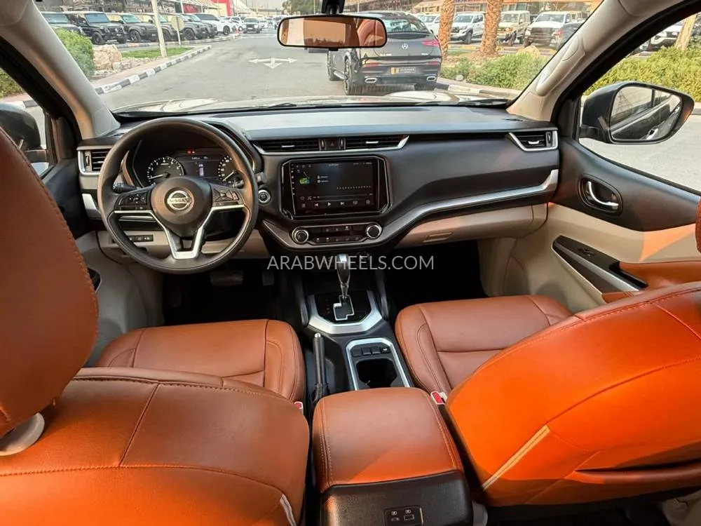 Nissan Xterra 2022 for Sale in Dubai Image-11