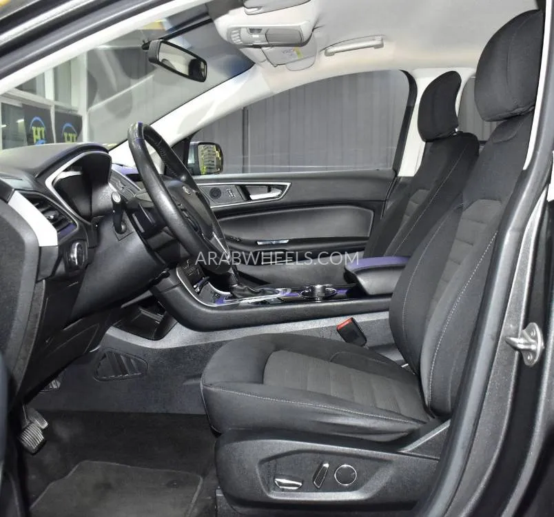 Ford Edge 2018 for Sale in Dubai Image-10