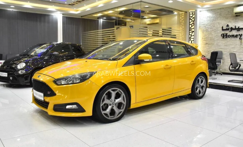 Ford Focus 2016 for Sale in Dubai Image-3