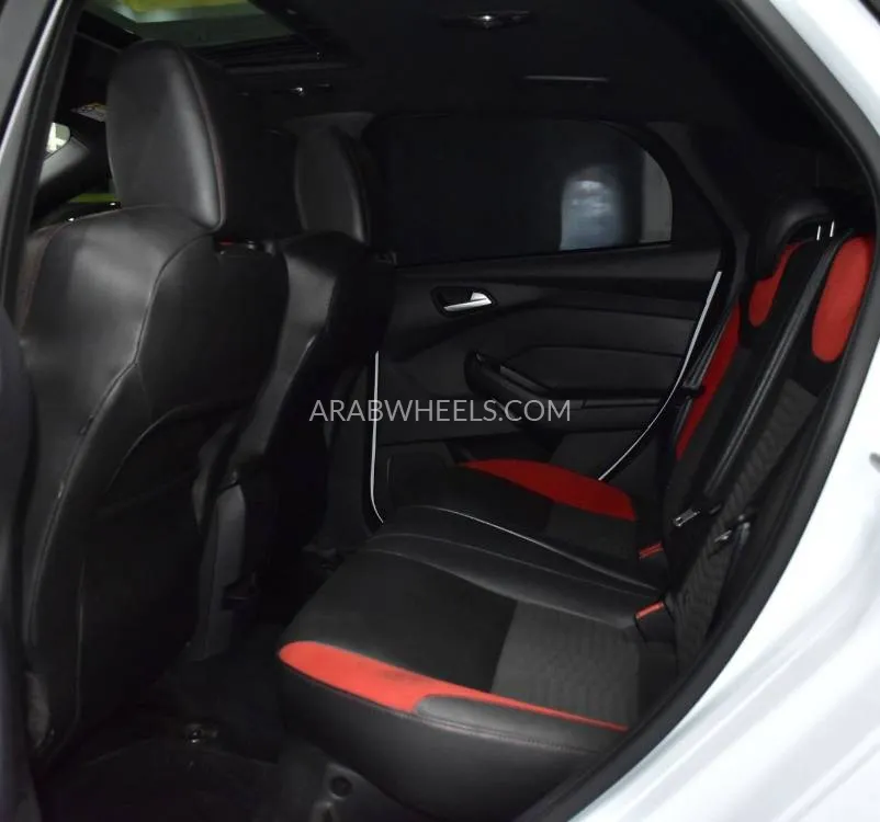 فورد فوكس 2017 for Sale in دبي Image-16