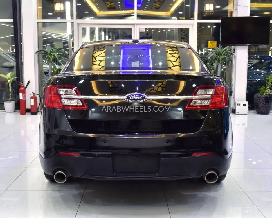 Ford Taurus 2015 for Sale in Dubai Image-5