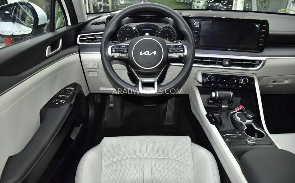 Kia K5 2022 for Sale in Dubai Image-12