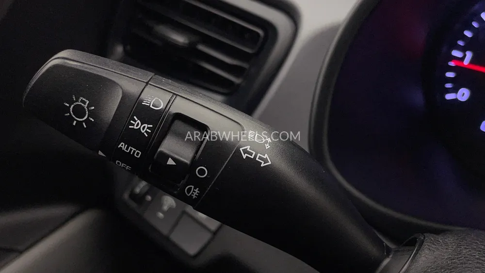 كيا ريو 2019 for Sale in دبي Image-29