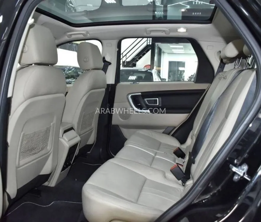 Land Rover Discovery Sport 2018 for Sale in Dubai Image-18
