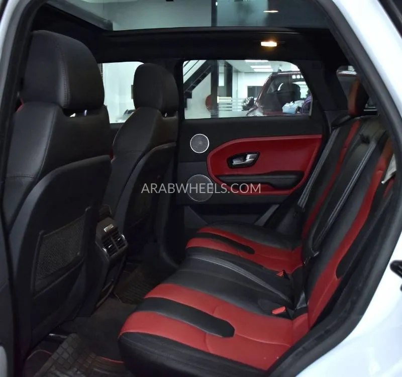 Land Rover Range Rover Evoque 2015 for Sale in Dubai Image-19