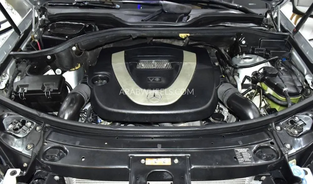 Mercedes Benz ML Class 2009 for Sale in Dubai Image-17