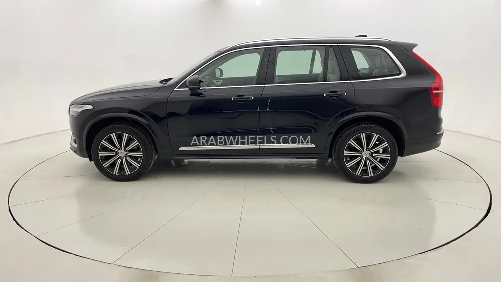 Volvo XC90 2023 for Sale in Dubai Image-6