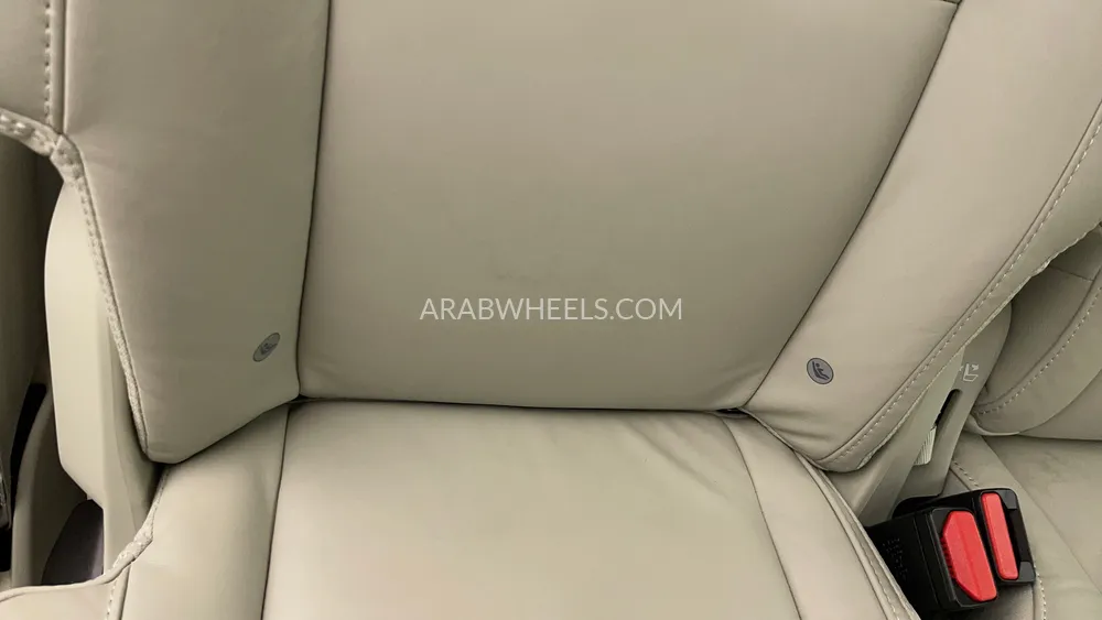 Volvo XC90 2023 for Sale in Dubai Image-44