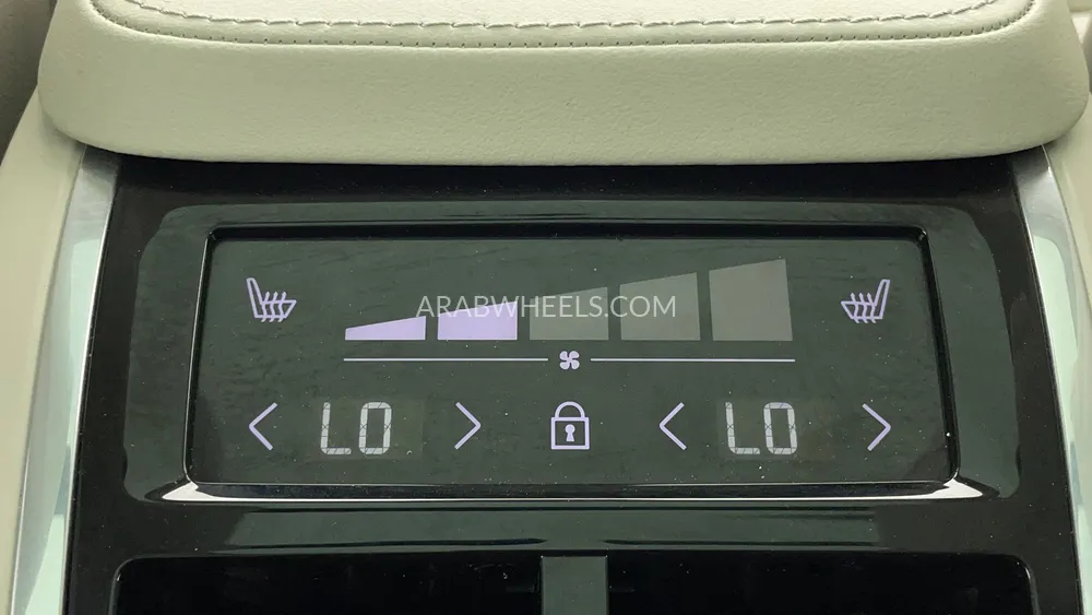 Volvo XC90 2023 for Sale in Dubai Image-51