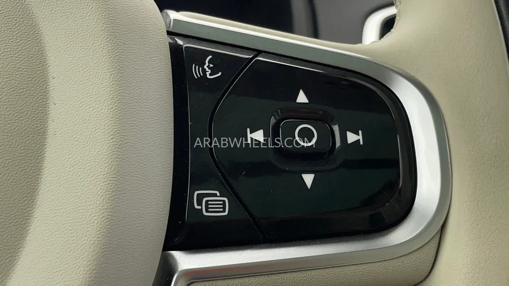 Volvo XC90 2023 for Sale in Dubai Image-53