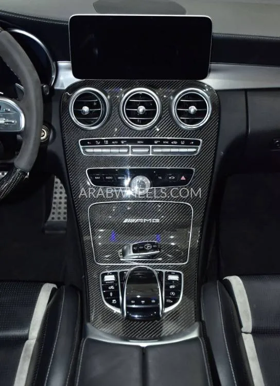 Mercedes Benz C Class 2020 for Sale in Dubai Image-18