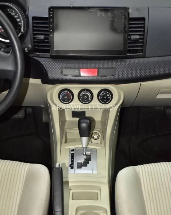 ميتسوبيشي لانسر 2015 for Sale in دبي Image-16
