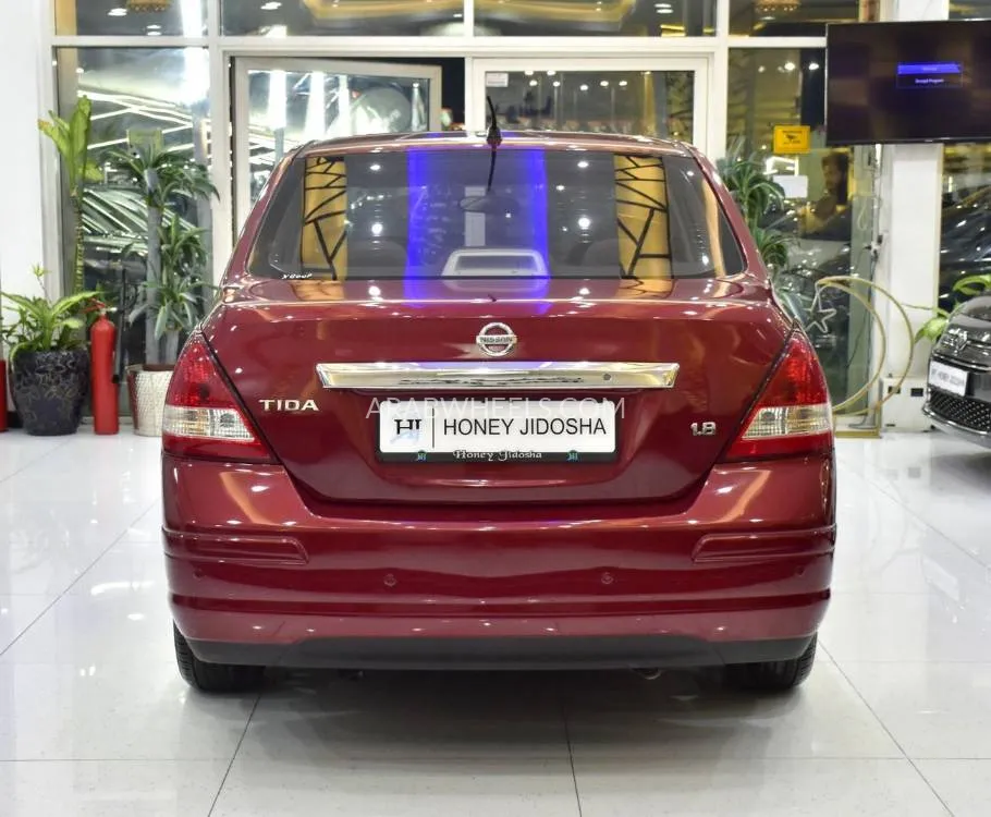 Nissan Tiida 2011 for Sale in Dubai Image-5