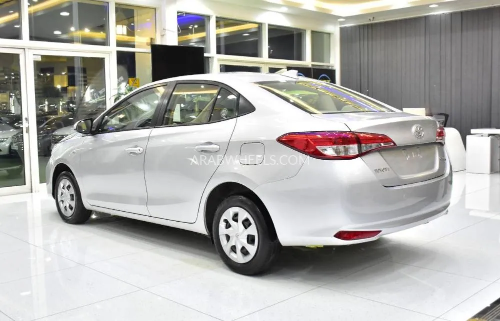 Toyota Yaris 2022 for Sale in Dubai Image-7