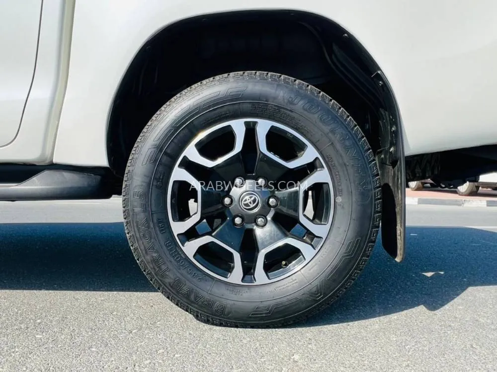 تويوتا هايلوكس 2021 for Sale in دبي Image-8