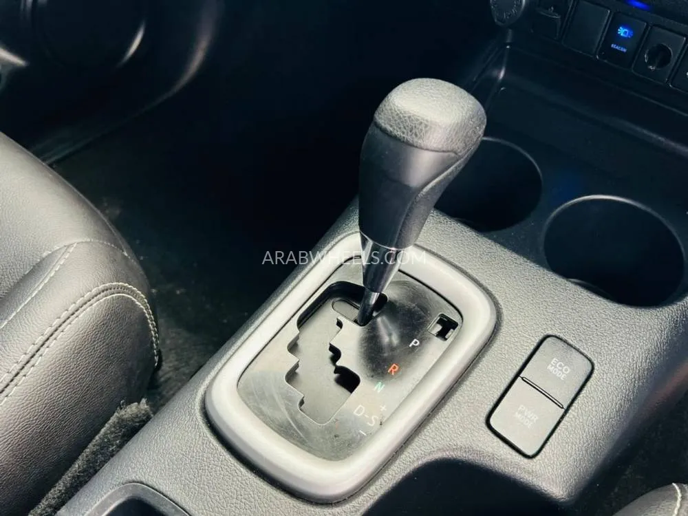 تويوتا هايلوكس 2021 for Sale in دبي Image-25