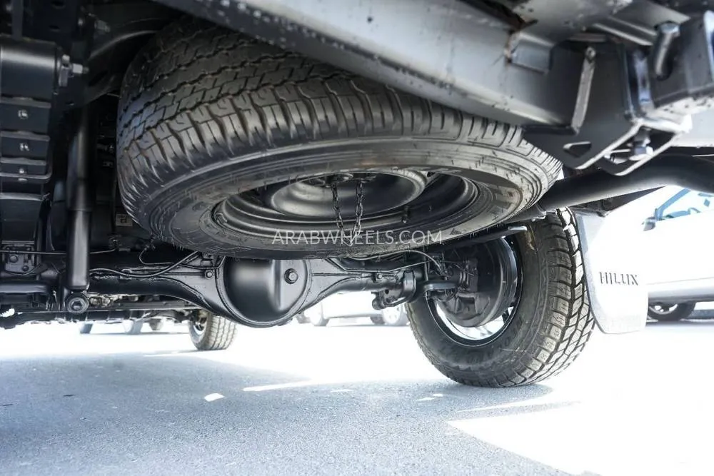 تويوتا هايلوكس 2024 for Sale in دبي Image-11