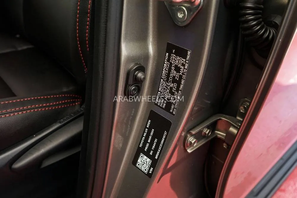 تويوتا هايلوكس 2024 for Sale in دبي Image-25