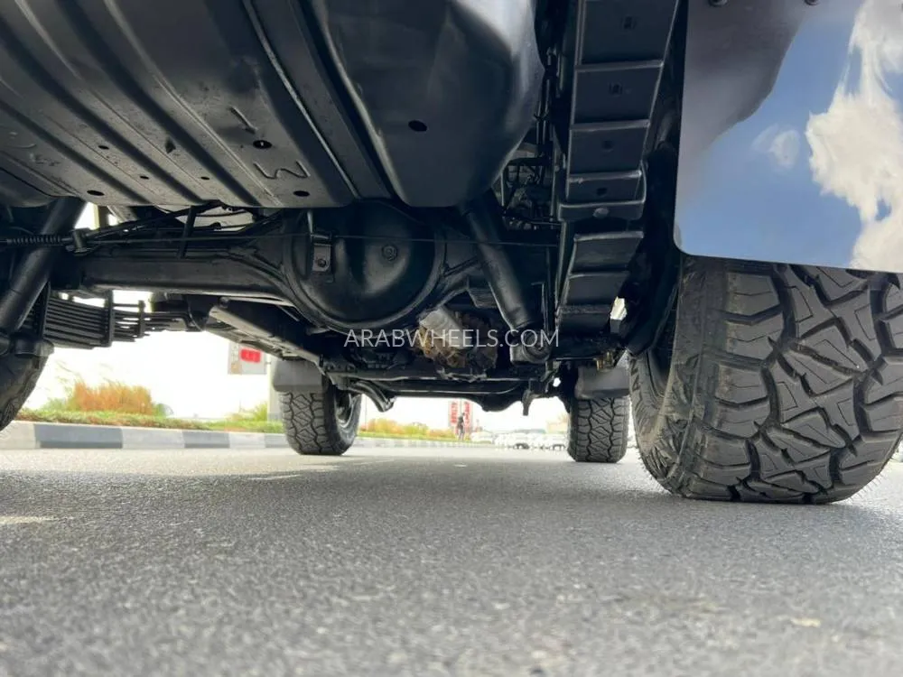 تويوتا لاند كروزر 70 سيريز 2022 for Sale in دبي Image-12