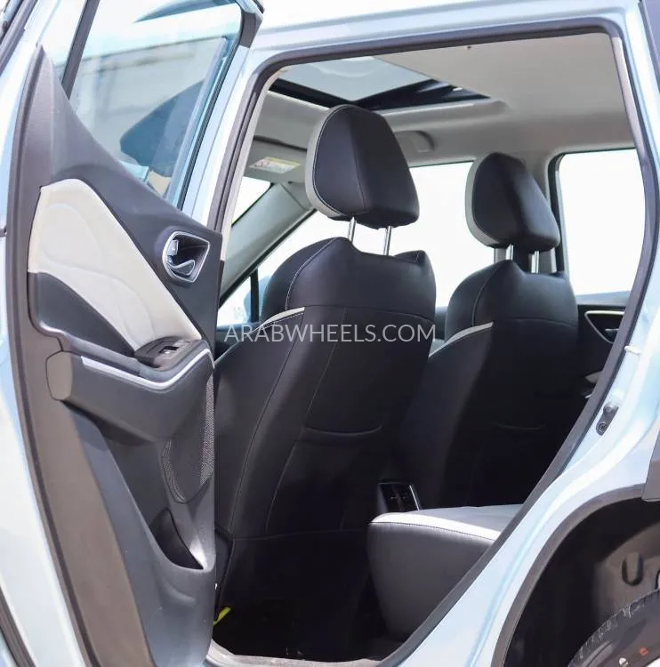 JAC JS4 2023 for Sale in Sharjah Image-10