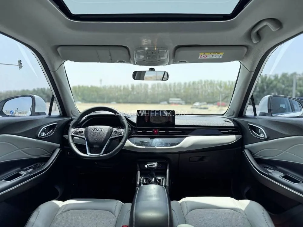 JAC JS4 2023 for Sale in Sharjah Image-12