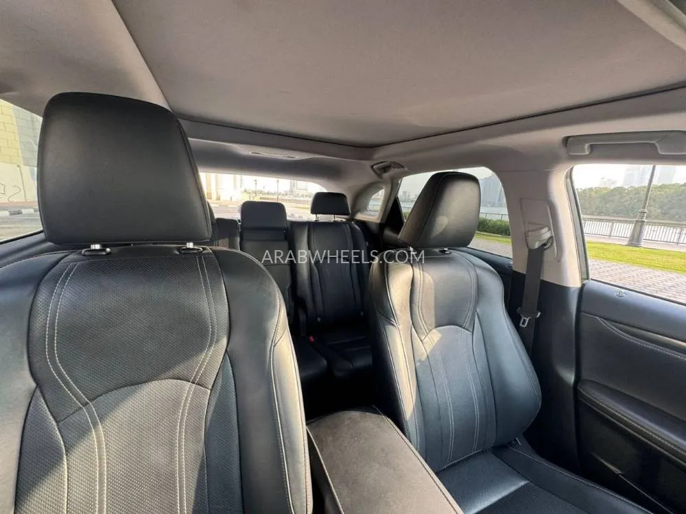 Lexus RX 2016 for Sale in Dubai Image-18
