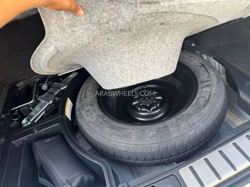 Lexus RX 2016 for Sale in Dubai Image-19