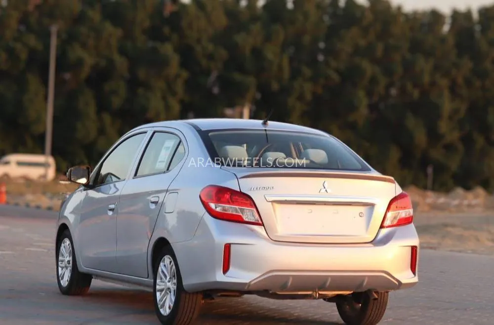 Mitsubishi Attrage 2021 for Sale in Sharjah Image-4