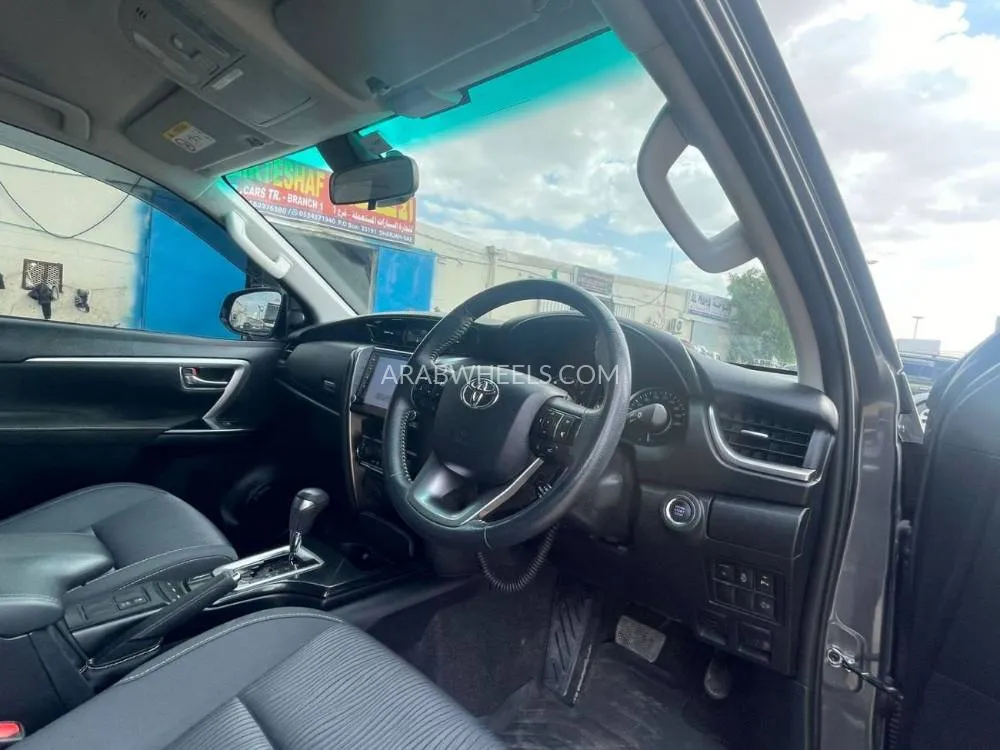 Toyota Fortuner 2023 for Sale in Dubai Image-15